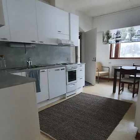 Matti Hostal *
